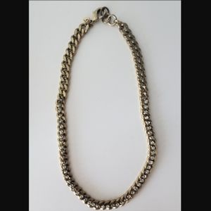Banana Republic beautiful collar necklace in gold with studs